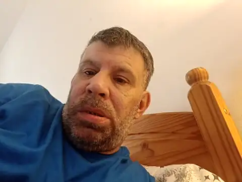 stud2512 online show from May 3, 8:53 am