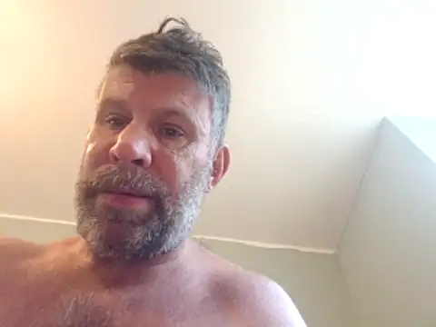 stud2512 online show from May 18, 5:41 pm