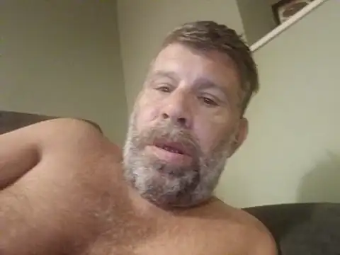 stud2512 online show from May 19, 8:59 pm