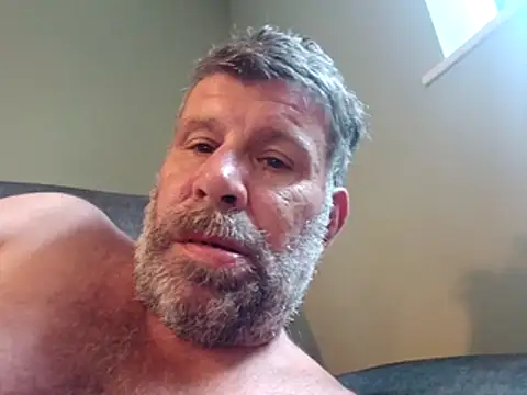 stud2512 online show from May 23, 5:17 pm