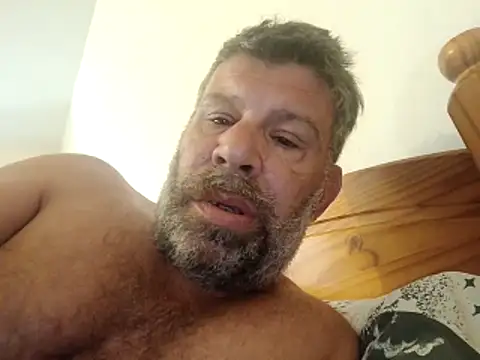 stud2512 online show from May 24, 7:24 am