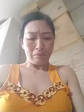 lris-Beauty77 online show from March 24, 7:24 am