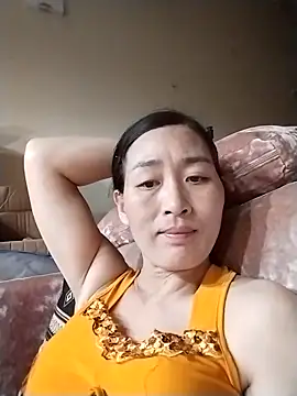 Snapshot of lris-Beauty77 chatting on April 17, 3:15 pm lris-Beauty77 online show from April 17, 3:15 pm