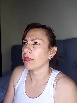 Snapshot of ivonnahills chatting on March 24, 2:16 am ivonnahills online show from March 24, 2:16 am