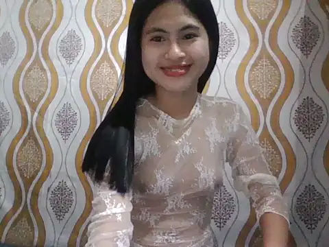 Snapshot of pretty_sexy_girl18 chatting on March 17, 10:18 am pretty sexy girl18 online show from March 17, 10:18 am