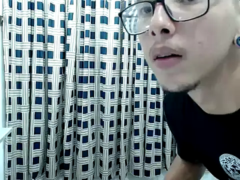 axel vice online show from February 21, 8:26 am