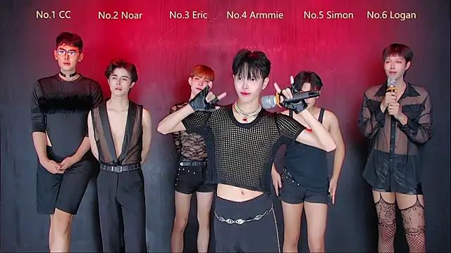 Snapshot of Queen-Vibe chatting on April 1, 6:05 pm Queen-Vibe online show from April 1, 6:05 pm