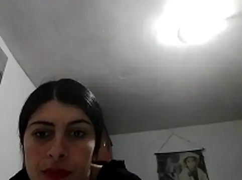 Snapshot of tefutbin3 chatting on March 1, 8:22 pm tefutbin3 online show from March 1, 8:22 pm