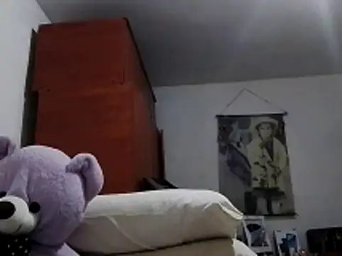 Snapshot of tefutbin3 chatting on March 24, 8:25 pm tefutbin3 online show from March 24, 8:25 pm