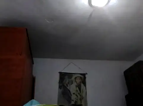 Snapshot of tefutbin3 chatting on March 29, 5:46 pm tefutbin3 online show from March 29, 5:46 pm