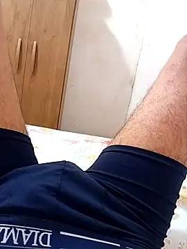 Snapshot of erotil_1 chatting on May 7, 6:24 pm erotil 1 online show from May 7, 6:24 pm