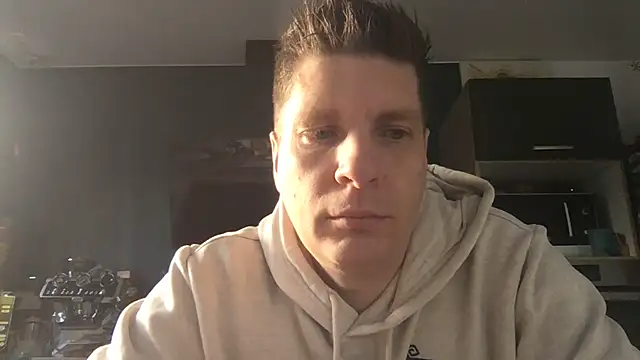 Minmoi1984 online show from February 24, 7:50 am