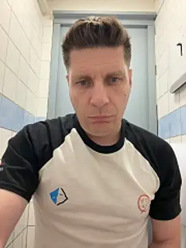 Minmoi1984 online show from March 21, 11:30 pm