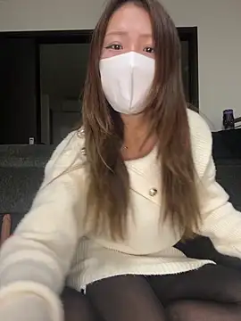 Snapshot of _RAN_ch chatting on March 10, 7:41 pm RAN ch online show from March 10, 7:41 pm