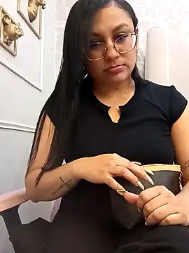 Snapshot of Melie_me chatting on March 24, 10:53 am Melie me online show from March 24, 10:53 am