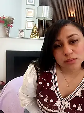 Snapshot of Melie_me chatting on March 28, 2:27 pm Melie me online show from March 28, 2:27 pm