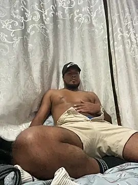 Snapshot of star_loren chatting on March 23, 5:33 am star loren online show from March 23, 5:33 am