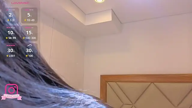 Snapshot of eva_depp_ chatting on March 23, 10:08 am eva depp online show from March 23, 10:08 am