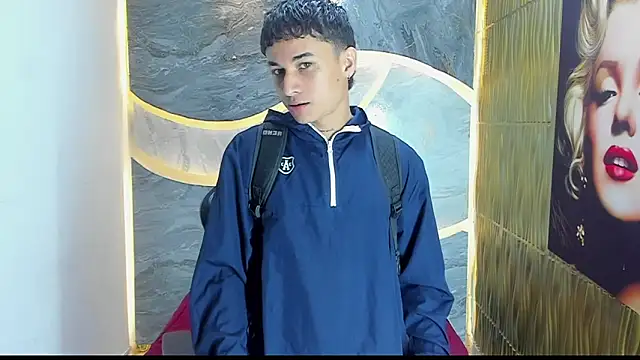 Matheus Ic  online show from April 5, 7:44 pm