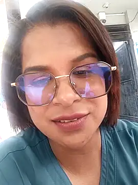 Snapshot of luna_hotxx23 chatting on April 5, 8:06 pm luna hotxx23 online show from April 5, 8:06 pm