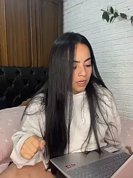 Snapshot of Ivonneadams chatting on March 29, 3:06 am Ivonneadams online show from March 29, 3:06 am