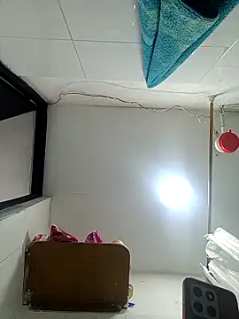 Little Sweett online show from March 10, 2:00 pm