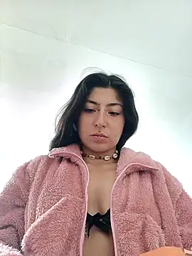 Little Sweett online show from March 15, 4:35 pm