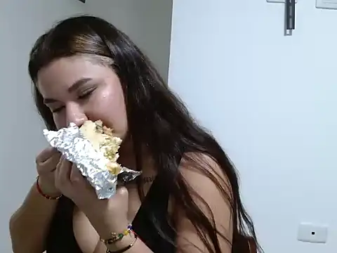 LaiaGomez online show from March 4, 2:50 am