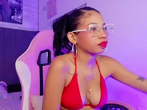 Snapshot of aidaprincess chatting on March 28, 11:26 pm aidaprincess online show from March 28, 11:26 pm