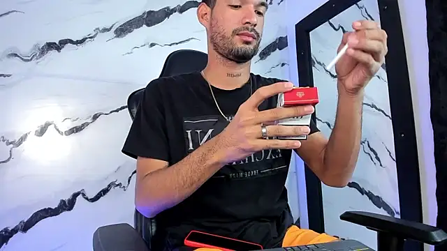 Snapshot of CarlosHotVibes chatting on March 27, 1:00 pm CarlosHotVibes online show from March 27, 1:00 pm