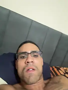 machoputo online show from February 27, 2:00 am