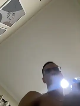 machoputo online show from March 18, 5:16 pm