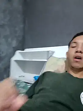 Snapshot of Gustavo063safado chatting on February 25, 1:54 pm Gustavo063safado online show from February 25, 1:54 pm