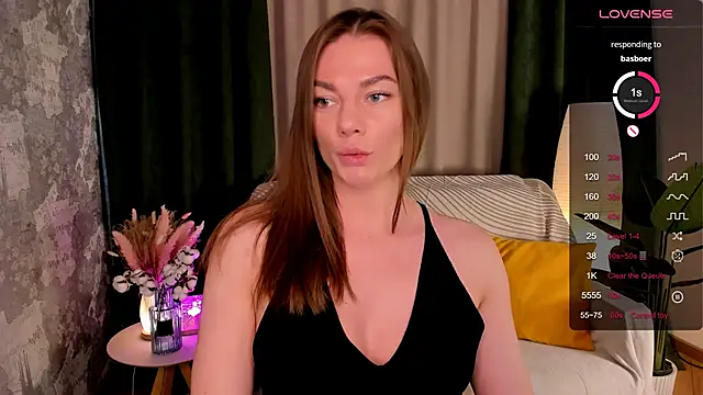 ParisJackson online show from April 11, 8:29 am