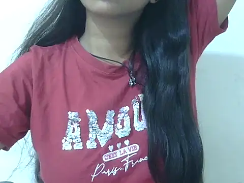 cute momo love online show from June 20, 6:16 am