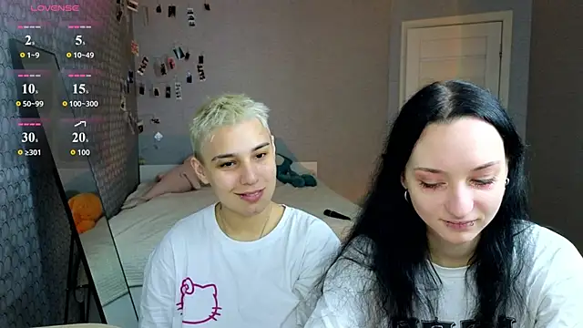 LuxuryLoverss online show from May 9, 7:13 am