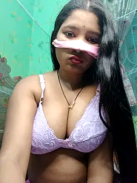 Snapshot of Turshaio chatting on April 9, 3:39 pm Turshaio online show from April 9, 3:39 pm