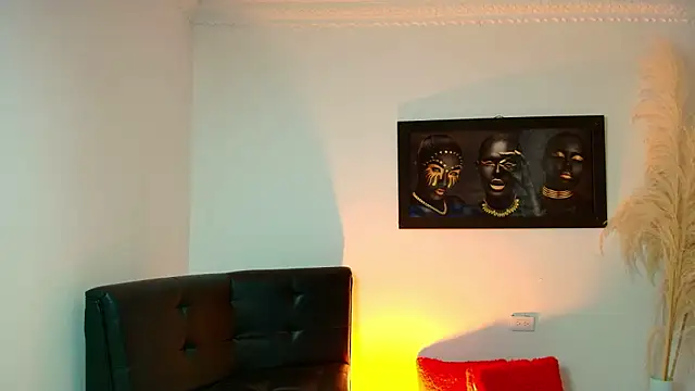 sara lux1 online show from March 10, 12:32 pm