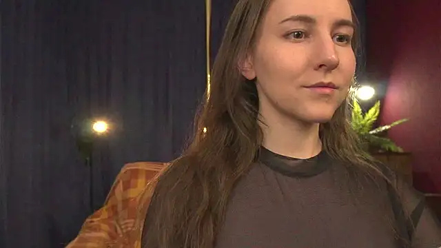 Snapshot of felynn chatting on March 17, 2:05 am felynn online show from March 17, 2:05 am