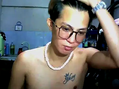 skinnyasianmiah online show from March 22, 6:28 am