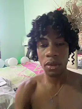 Snapshot of AnelimDagota_ chatting on March 20, 11:59 am AnelimDagota online show from March 20, 11:59 am