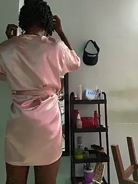 Snapshot of AnelimDagota_ chatting on April 4, 11:51 am AnelimDagota online show from April 4, 11:51 am