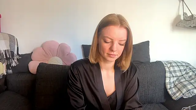 Snapshot of Marry_Sornatiko chatting on March 11, 8:09 am Marry Sornatiko online show from March 11, 8:09 am