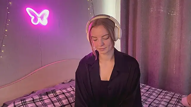 Snapshot of Marry_Sornatiko chatting on March 22, 3:15 pm Marry Sornatiko online show from March 22, 3:15 pm