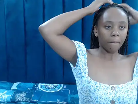 CreamyTea online show from March 14, 5:35 am