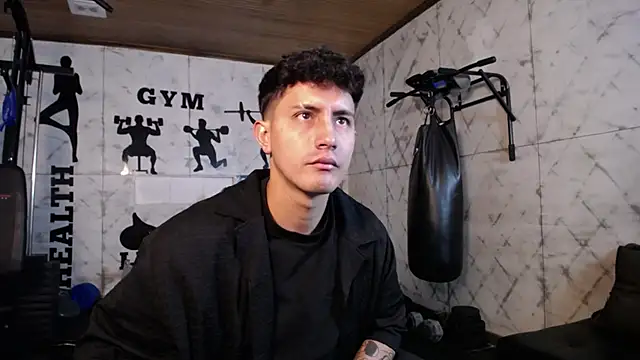 Snapshot of kamal_wolff chatting on March 14, 12:10 pm kamal wolff online show from March 14, 12:10 pm