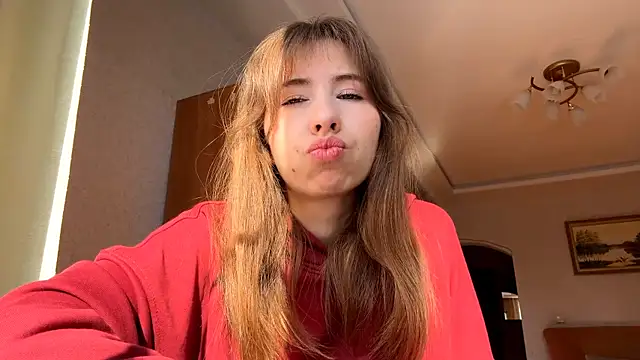 Snapshot of SerenaHawthorne chatting on March 6, 7:05 am SerenaHawthorne online show from March 6, 7:05 am