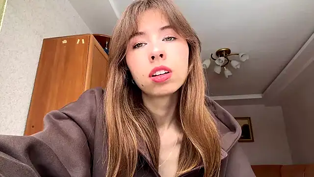 Snapshot of SerenaHawthorne chatting on March 7, 7:27 am SerenaHawthorne online show from March 7, 7:27 am