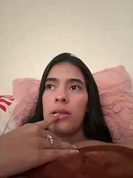 Isaa-queen online show from May 14, 8:26 pm