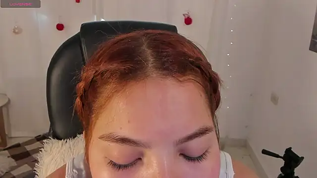 Snapshot of everyh_1 chatting on March 19, 9:52 pm everyh 1 online show from March 19, 9:52 pm